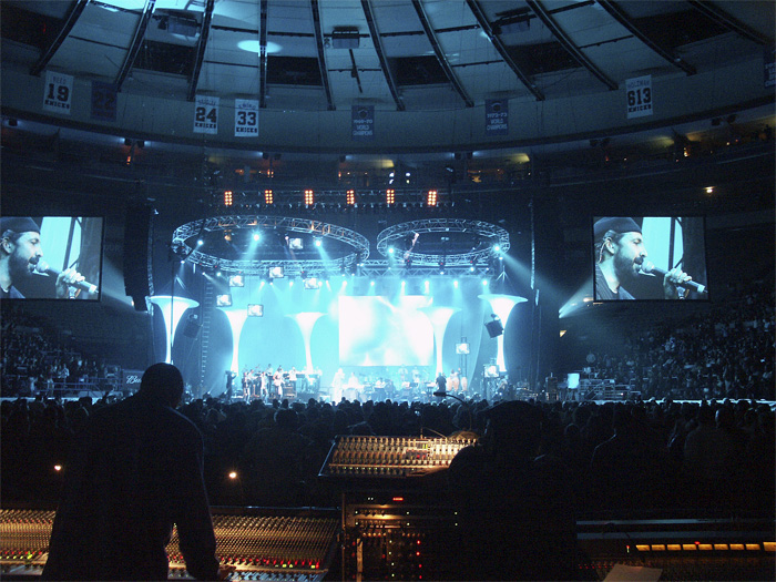 Juan Luis Guerra y 440 Madison Square Garden, 2002